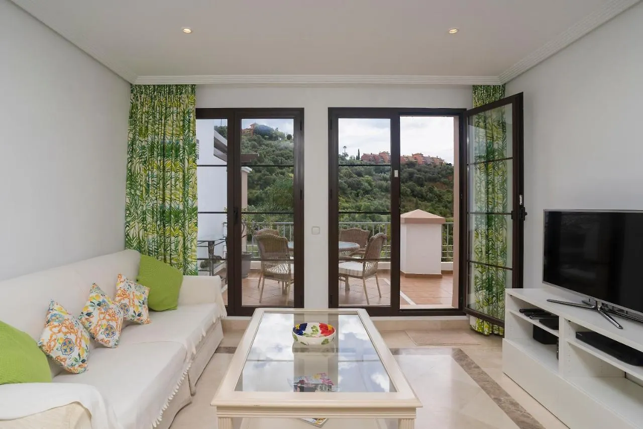 Beautiful Penthouse With Solarium Apartment Benahavis 0*,  Spain