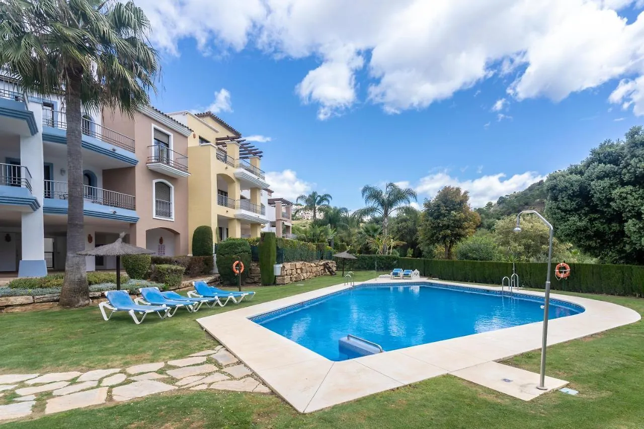 Beautiful Penthouse With Solarium Apartment Benahavis 0*,